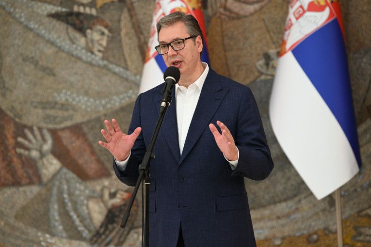 VUČIĆ NAJAVIO PREDSTAVLJANJE IZBORNE LISTE: Ime koalicije biće poznato 27. juna