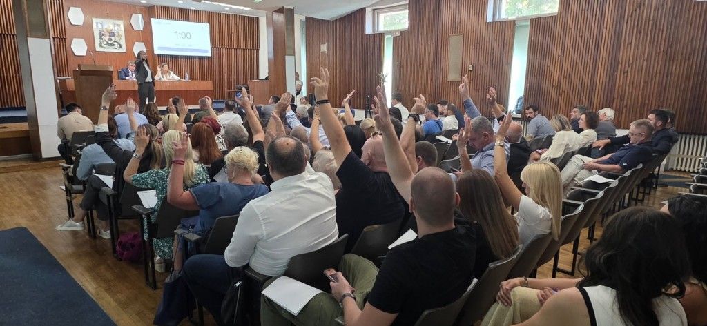 USVOJEN REBALANS BUDŽETA NA VOŽDOVCU: Nina Rakonjac novi sekretar