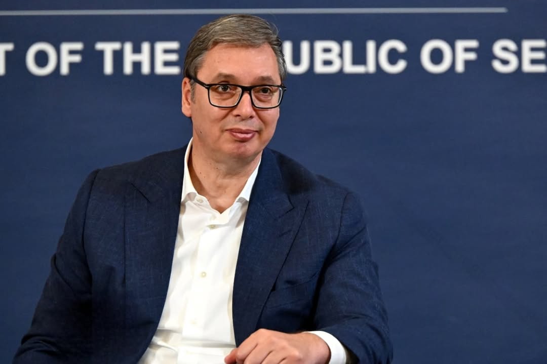 VUČIĆ POZVAO NA JAVNU DEBATU: Studenti odbili, Brnabić poručila da „ljudi bez lica“ ne mogu voditi Srbiju