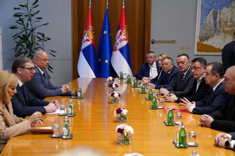 KONSULTACIJE O NOVOJ VLADI: Vučić u razgovorima sa strankama