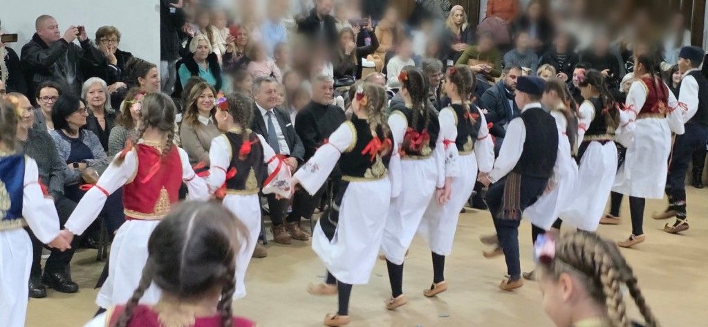 OŠ „VASA ČARAPIĆ“ OBELEŽILA SVOJ DAN U BELOM POTOKU: Svečana akademija u znaku muzike oduševila goste i učenike