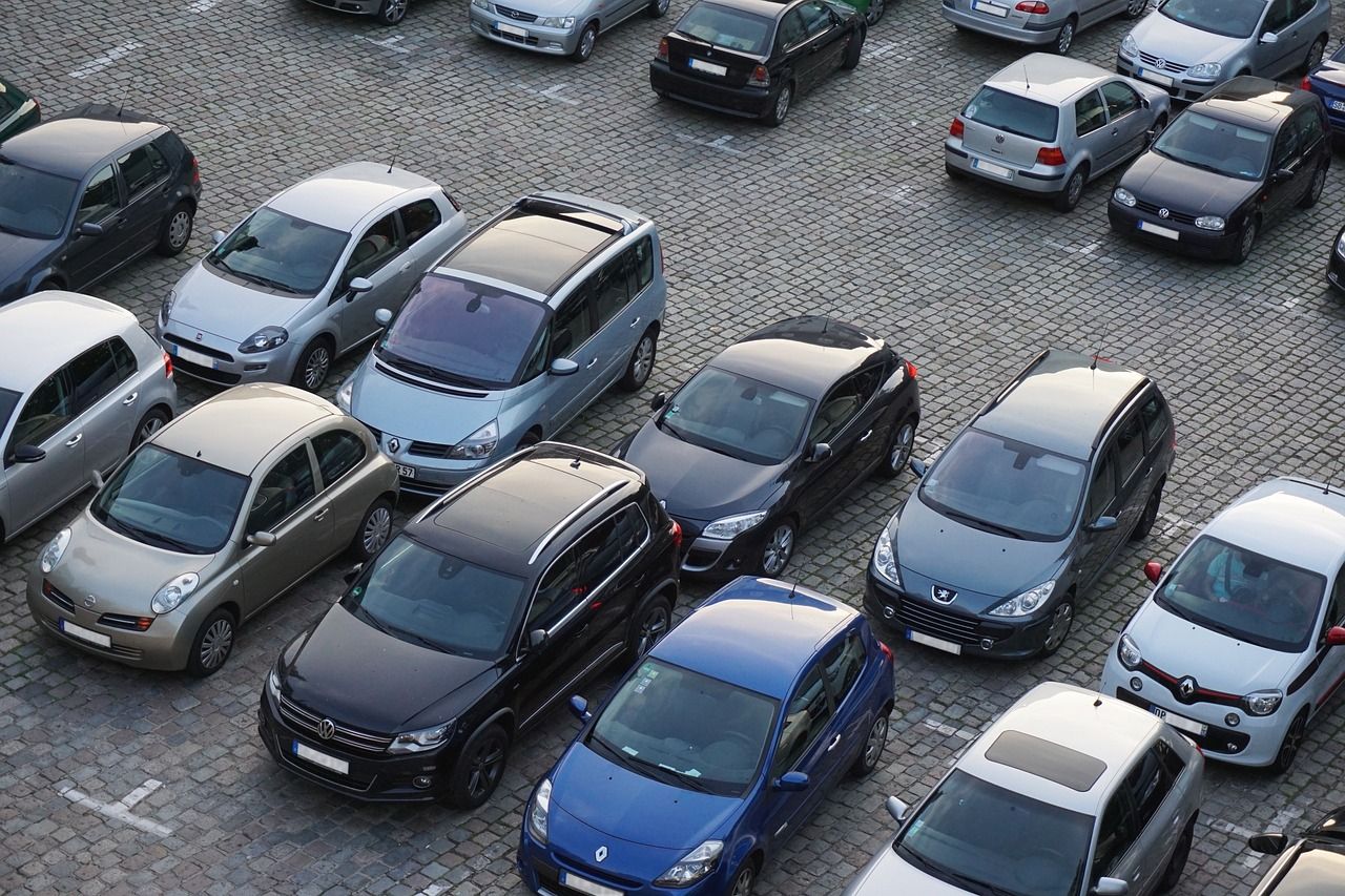 U KORAK S POTREBAMA: Proširenje parkinga u MZ Mitrovo brdo kreće sutra