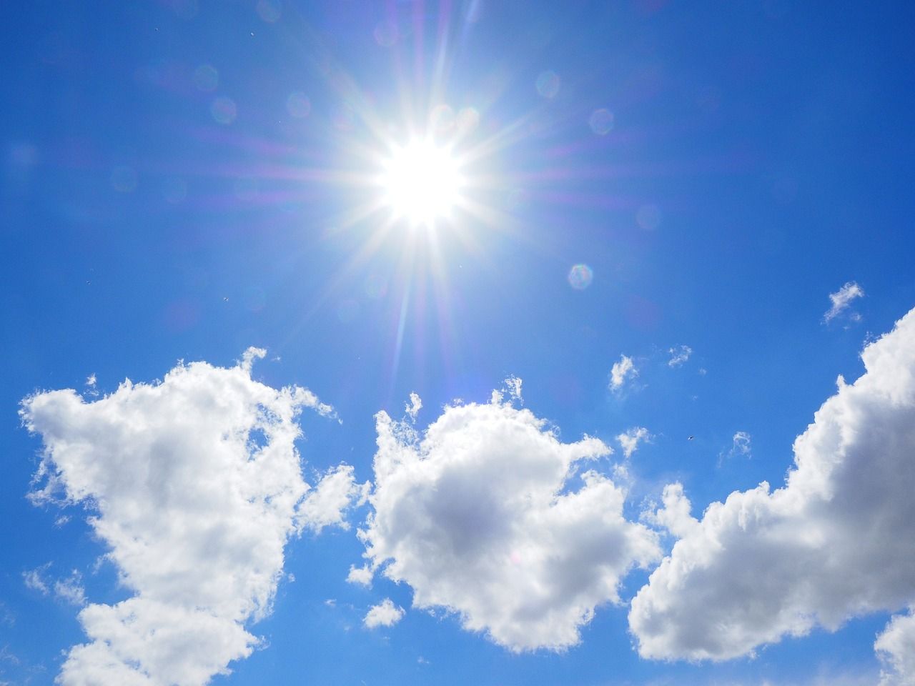 PRIJATNE TEMPERATURE NA IZMAKU: Srbija pred prvim toplotnim talasom