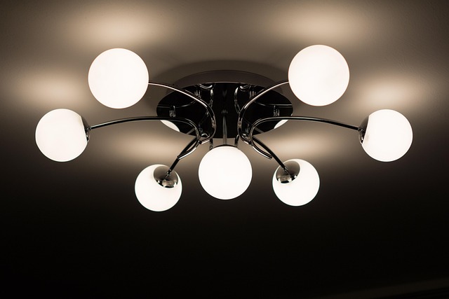 Plafonska lampa